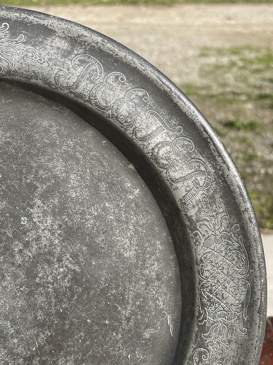 18th-century Pewter Plate-photo-4