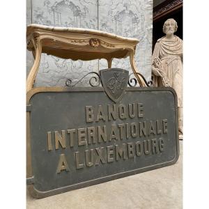 Publicité Exceptionnelle En Bronze De La  Banque Du Luxembourg