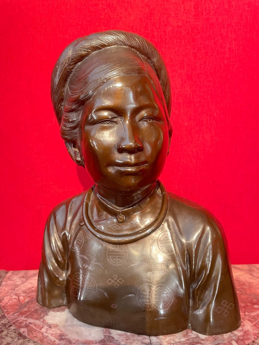 « jeune Tonkinoise »buste En Bronze Du Vietnam