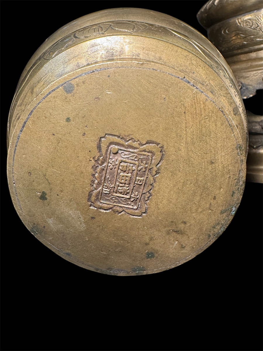 Pair Of Chinese Gilt Bronze Scroll Vases-photo-6
