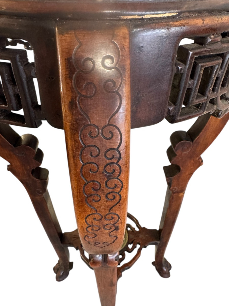 Sellette en bois sculpté et ornements en bronze Viardot-photo-1