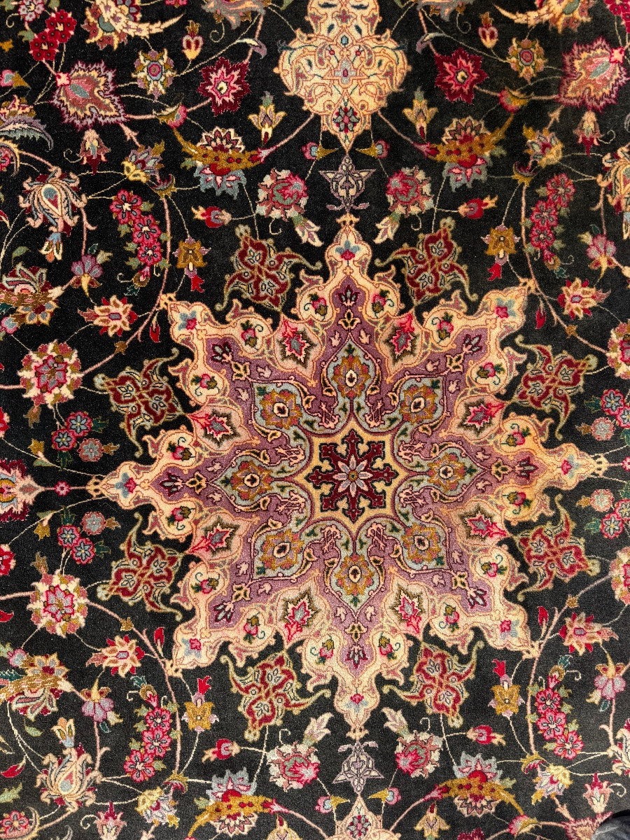 Tabriz Rug – Central Medallion – 300 X 201 Cm-photo-2