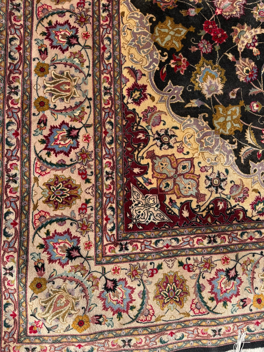 Tabriz Rug – Central Medallion – 300 X 201 Cm-photo-4