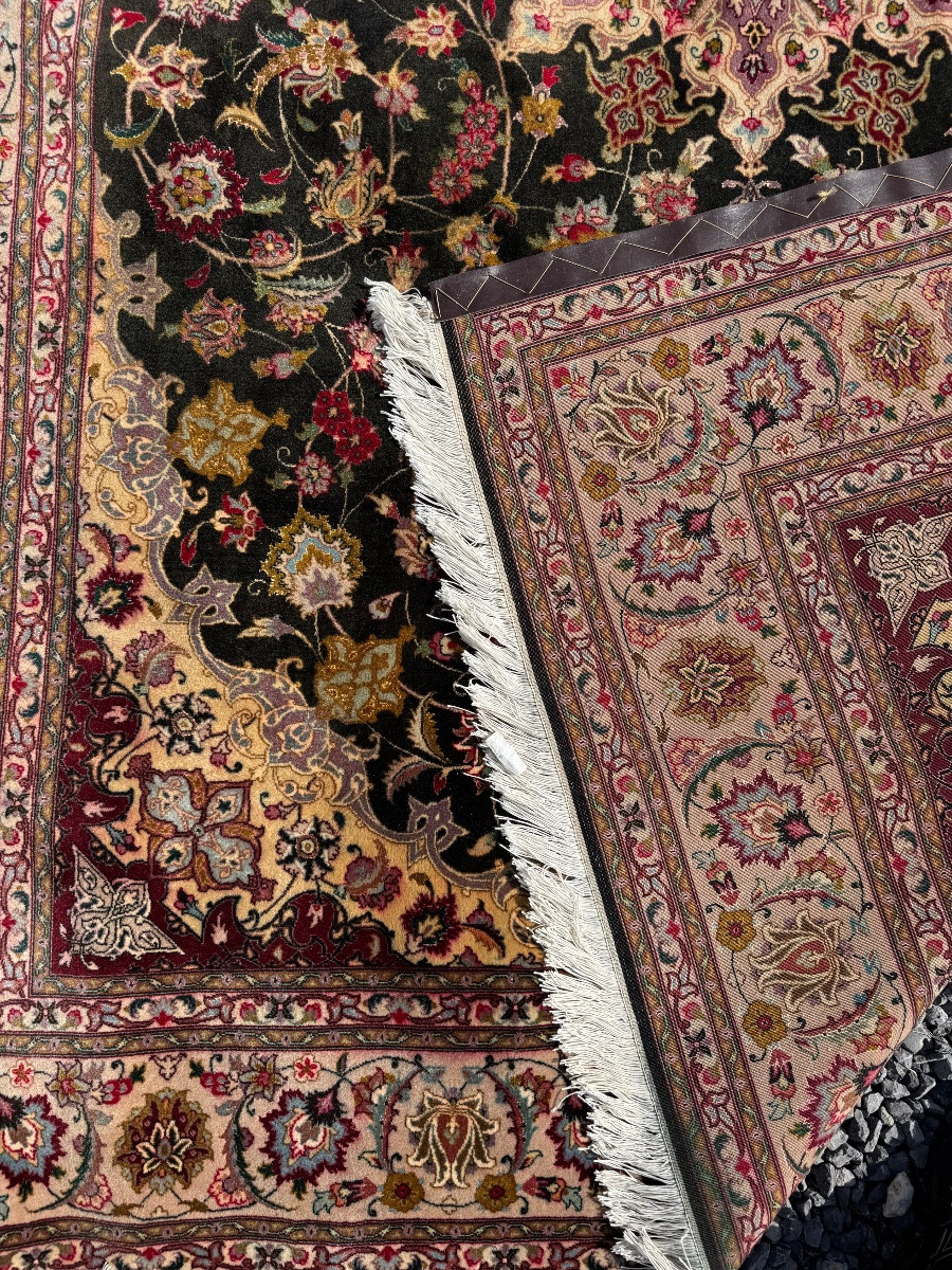 Tabriz Rug – Central Medallion – 300 X 201 Cm-photo-2