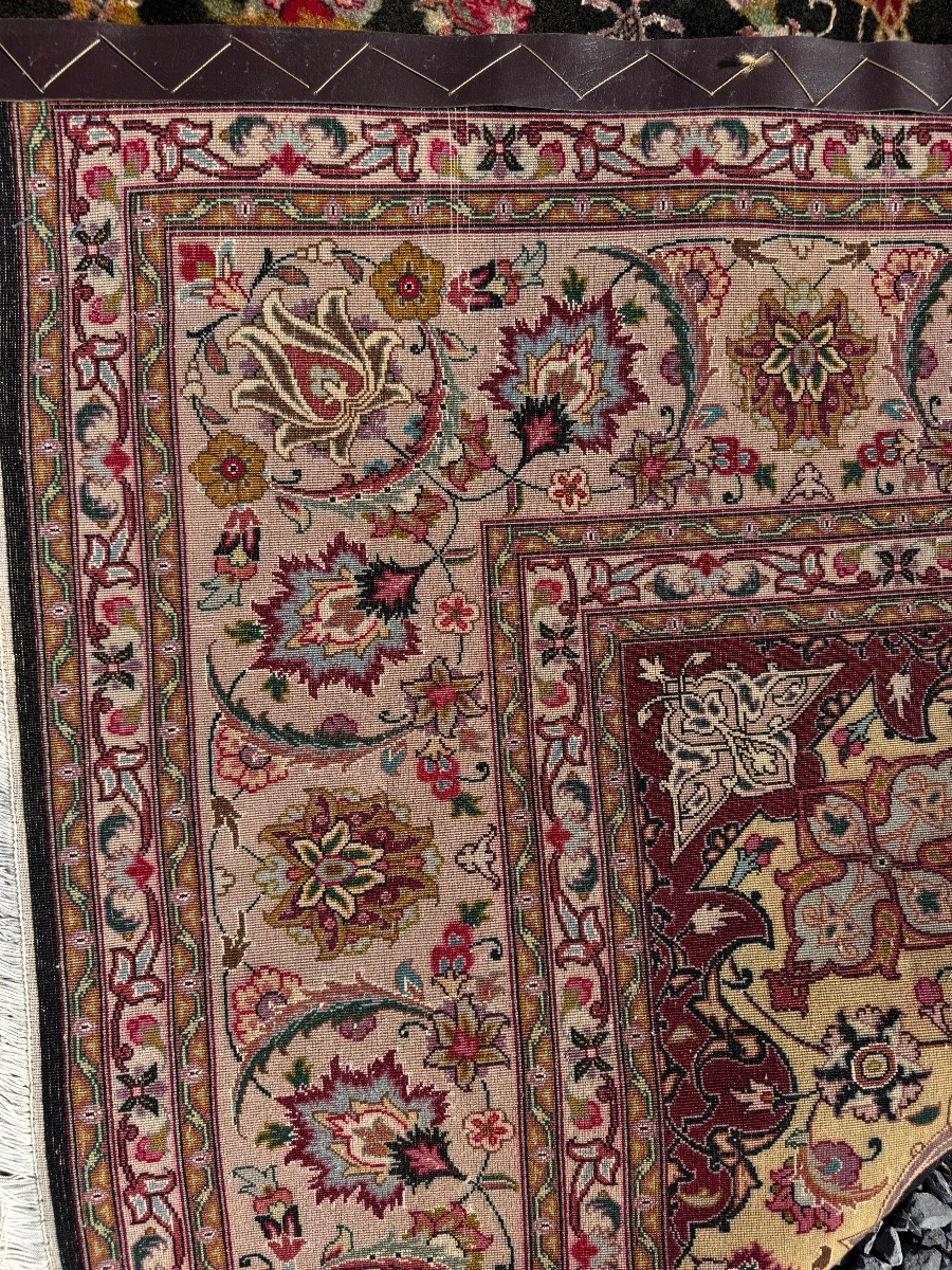 Tabriz Rug – Central Medallion – 300 X 201 Cm-photo-3
