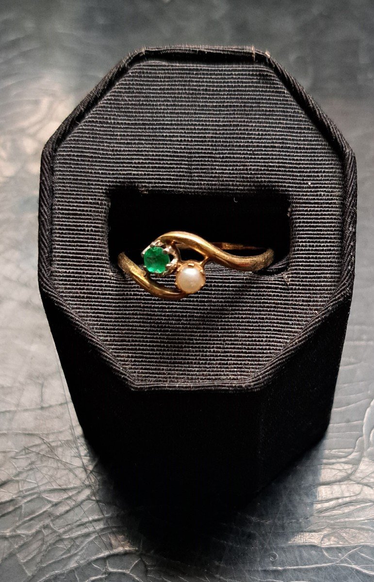 Emerald Pearl Ring