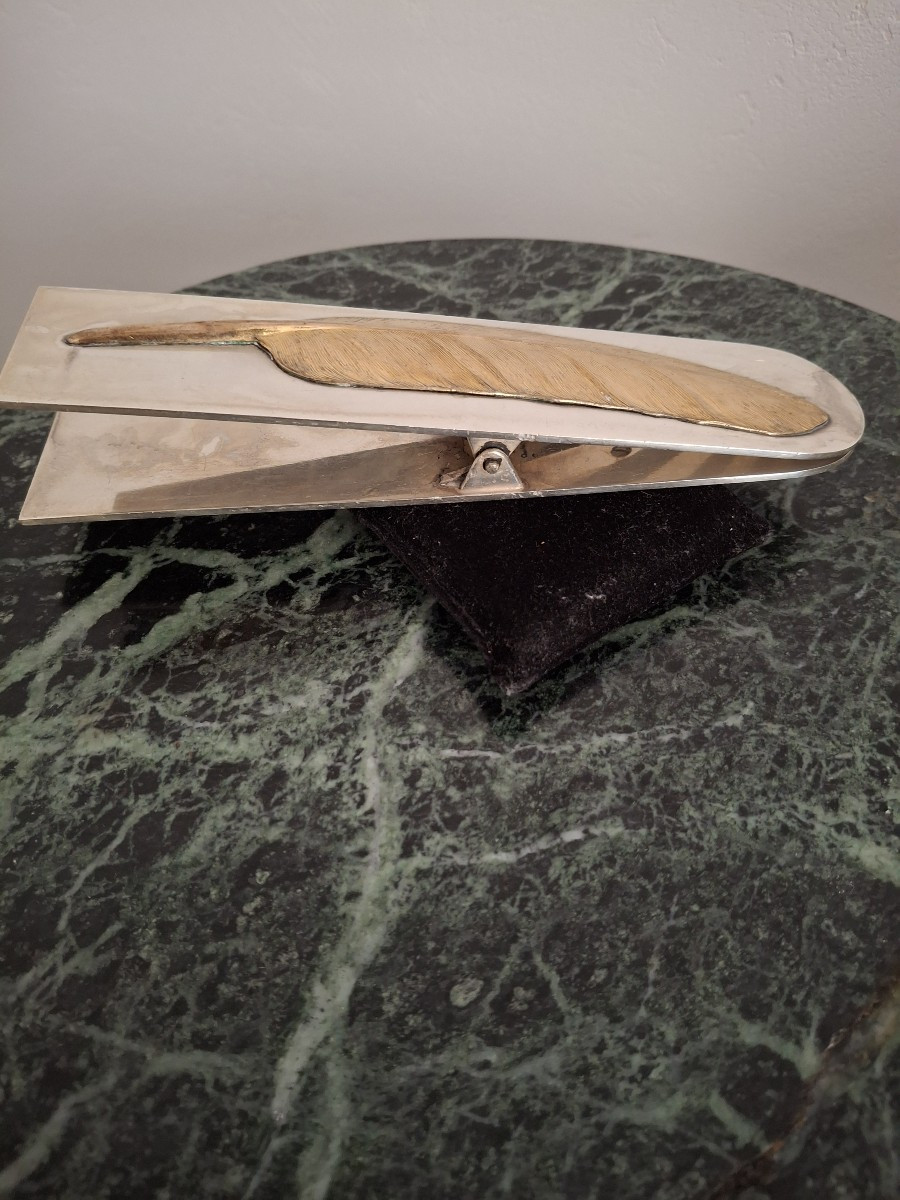 Papers Clip