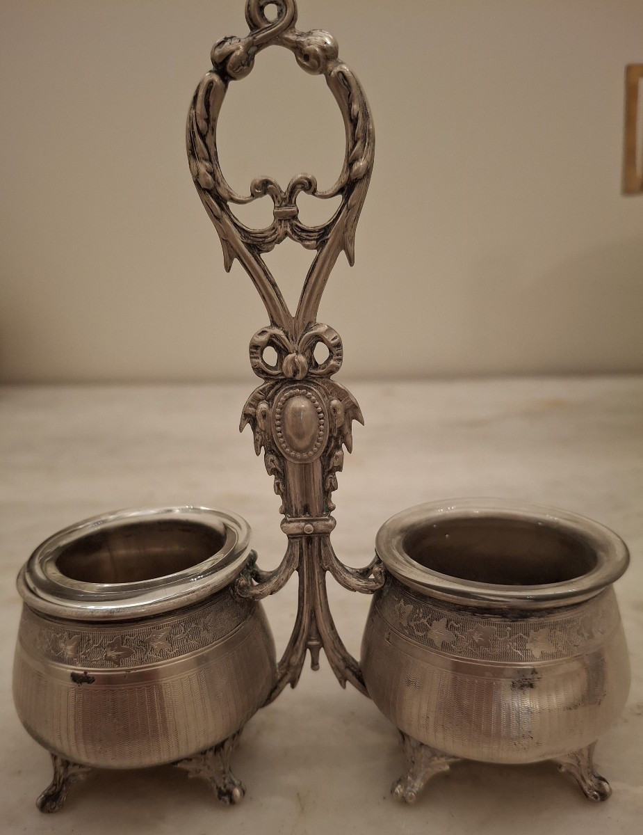 Double Salt Shaker