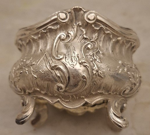 Individual Butter Dishes