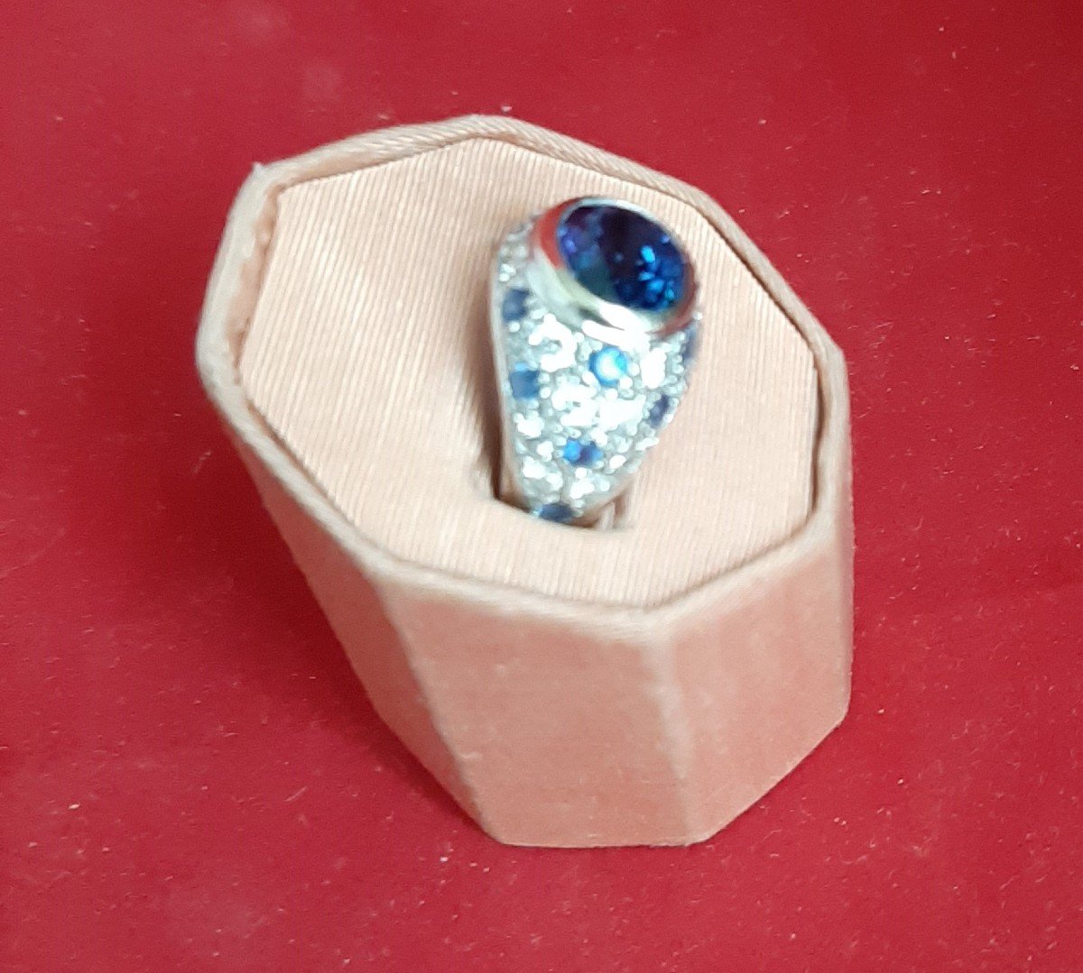 Sapphires And Diamonds Ring-photo-2