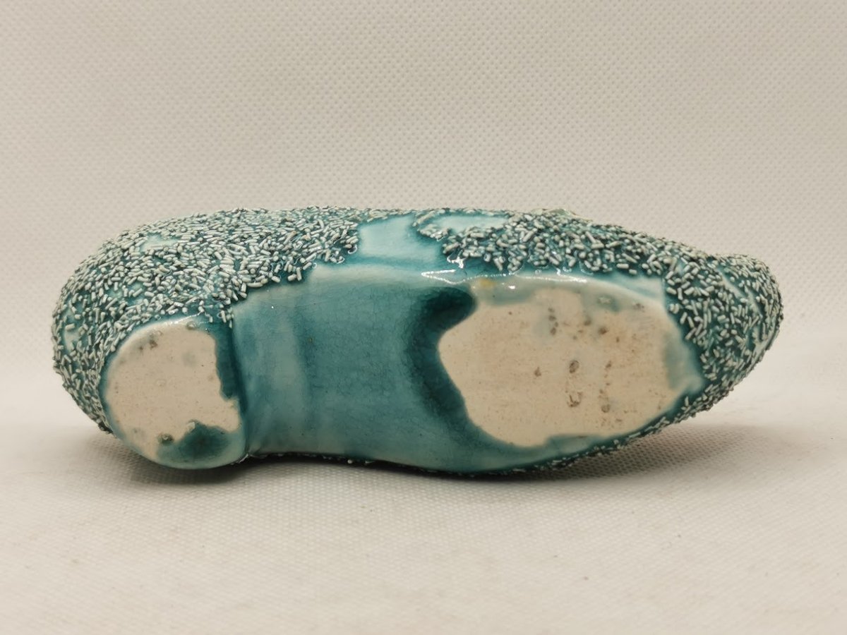 Paire de sabot ancien en barbotine et porcelaine emaillée 15cm environ-photo-2