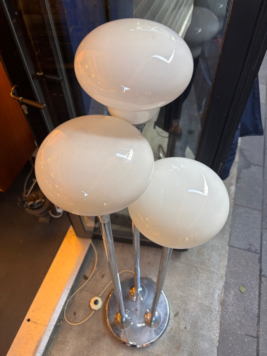 Lampadaire Chrome Et Verre Blanc Années 70’-photo-3