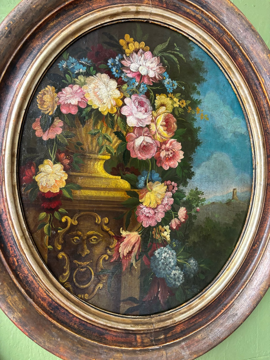 Paire de tableaux ovales bouquets de fleurs -photo-5