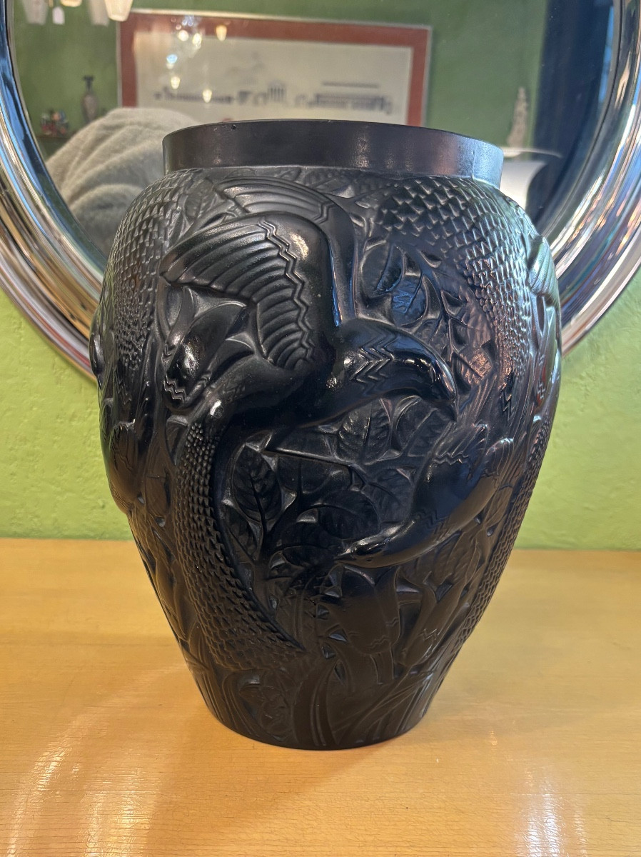 Large Black Molded Glass Vase "bird Of Paradise" By Pierre d'Avesn (1901–1990)
