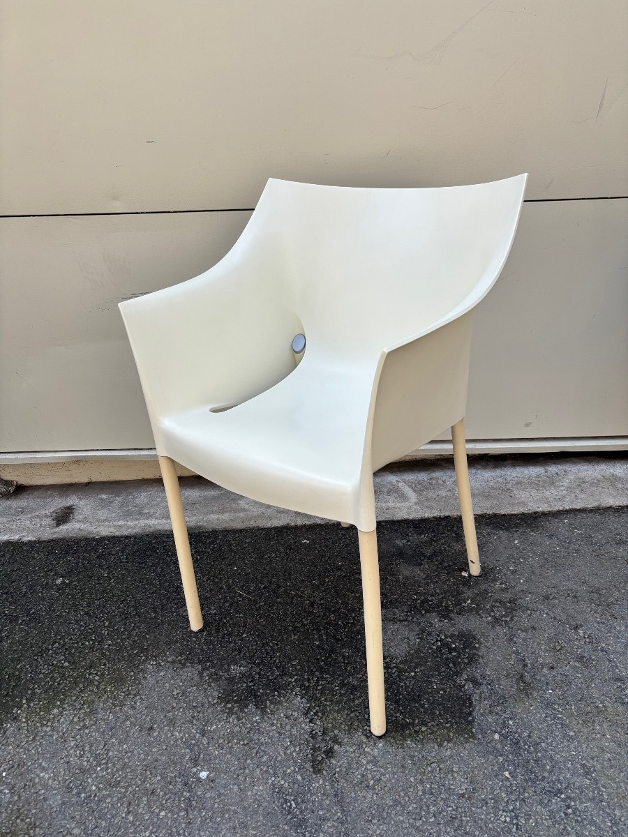 Rare Suite Of Six Dr. No Armchairs, By Philippe Starck For Kartell-photo-2