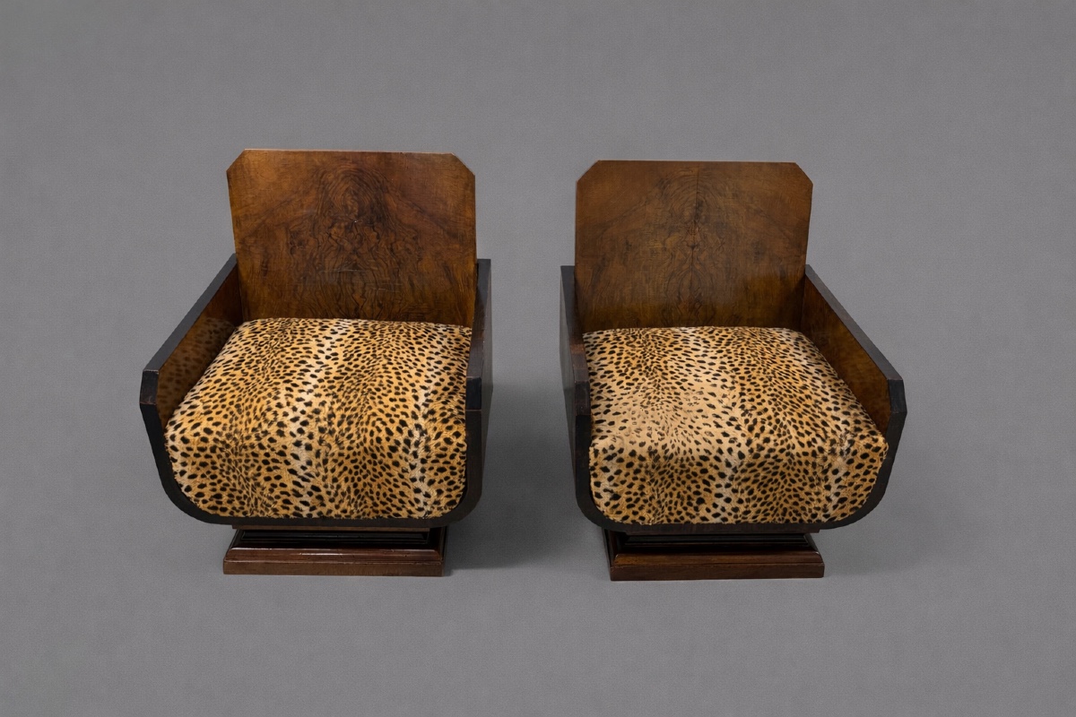 Paire de fauteuils Art Déco, dans le goût  de  la Maison Dominique, France vers 1930.