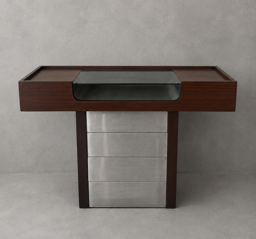 Console moderniste années 70 en palissandre, aluminium et verre fumé – Design vintage Space Age