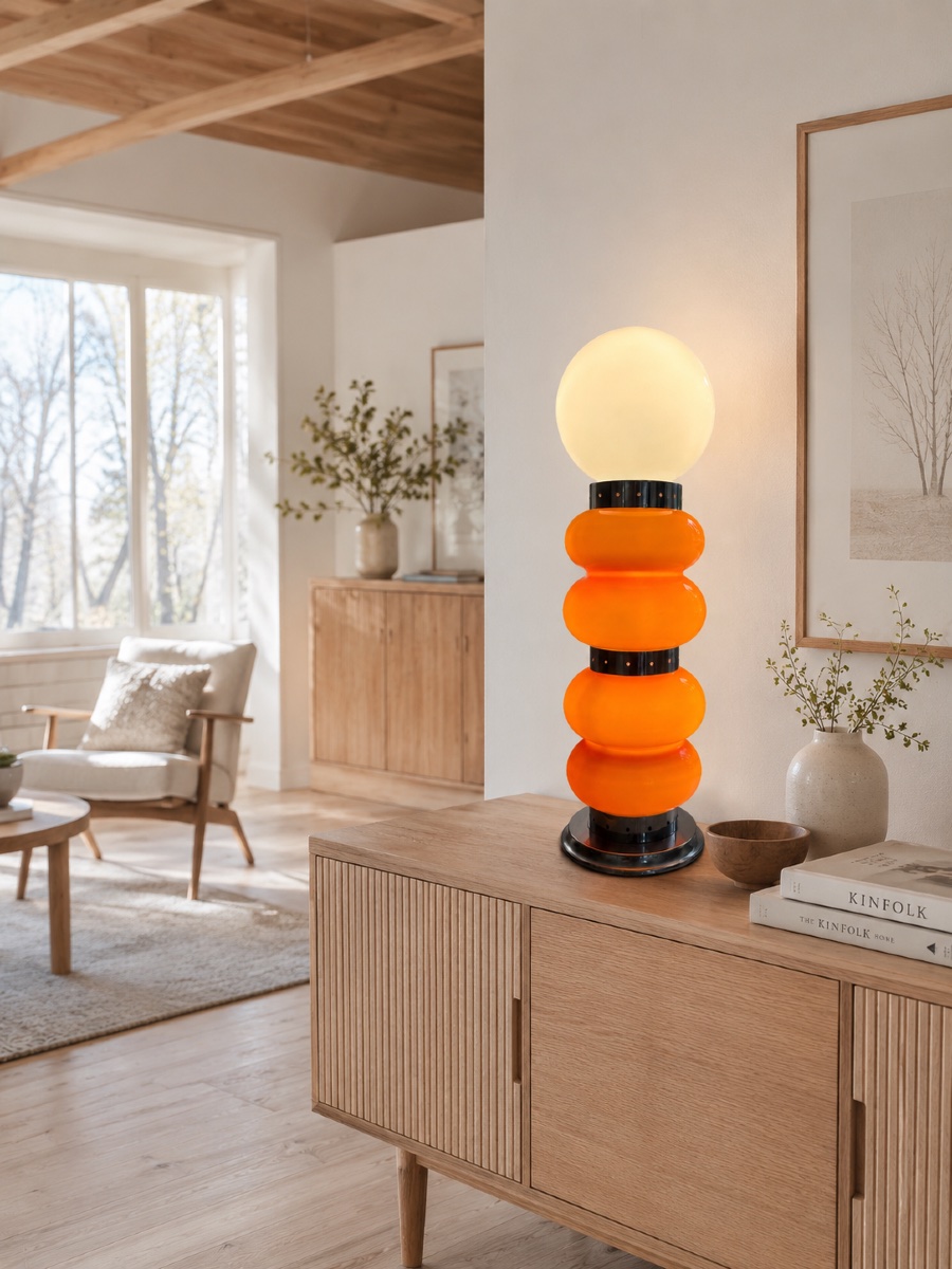 Lampe à poser vintage sculpturale en verre opalin orange et métal-photo-5
