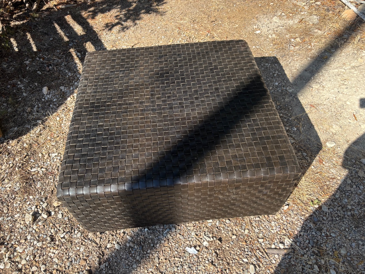 "dama" Ottoman – Enzo Mari For Arte & Cuoio – Italy-photo-3
