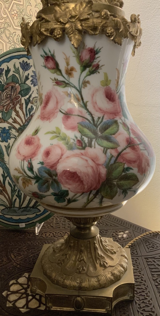Large Lamp In Painted Porcelain And Gilt Bronze -photo-2