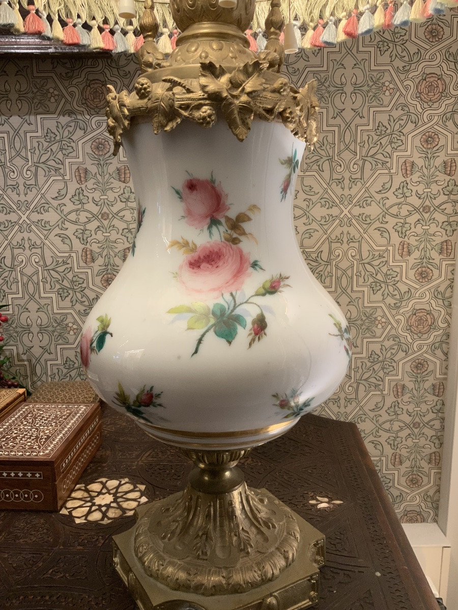 Large Lamp In Painted Porcelain And Gilt Bronze -photo-4