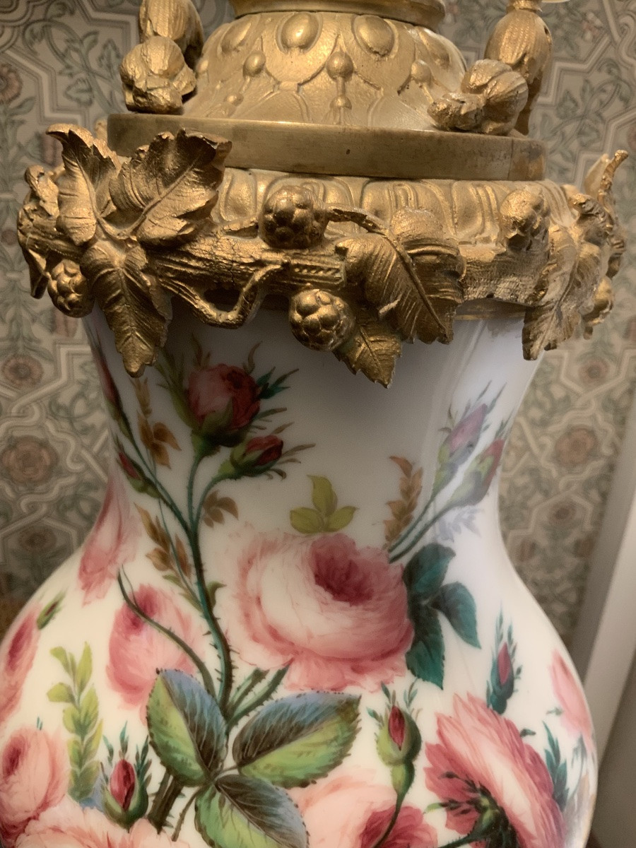 Large Lamp In Painted Porcelain And Gilt Bronze -photo-4