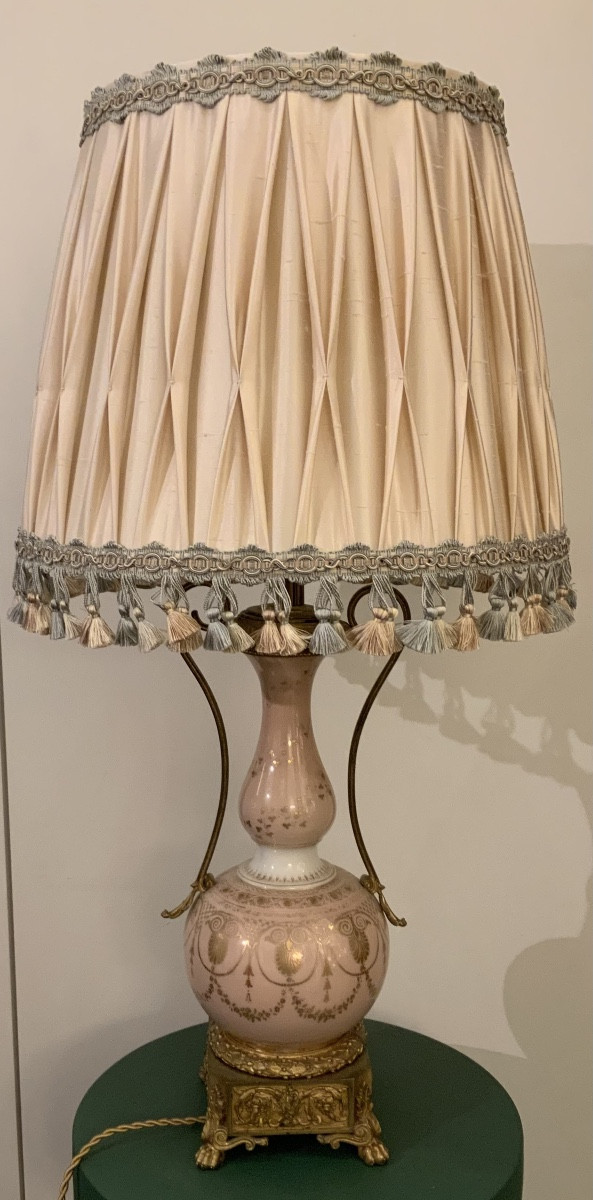 Lampe de table en porcelaine et bronze doré 