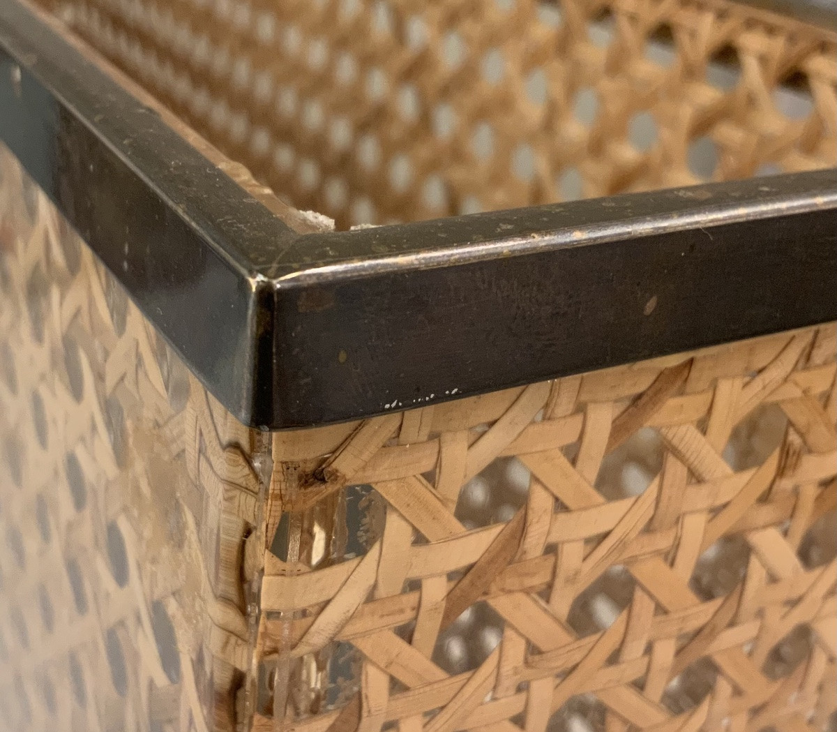 Dior House Magazine Rack -photo-2