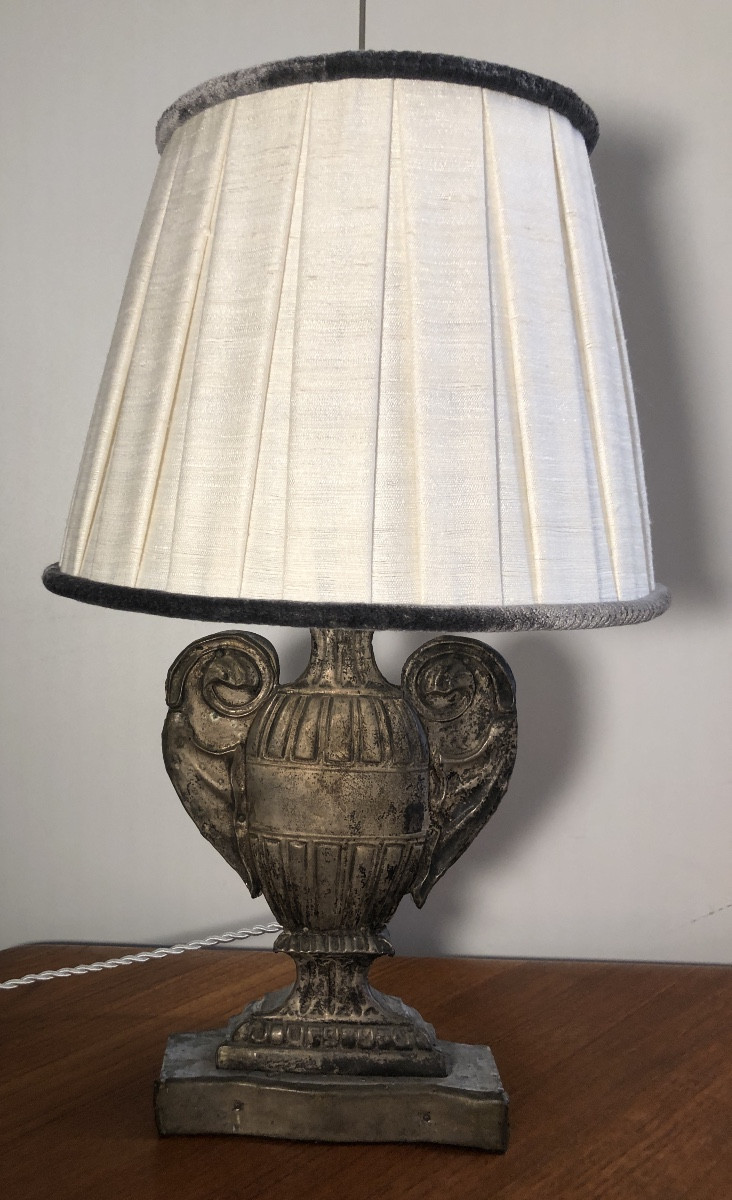 Urn Lamp