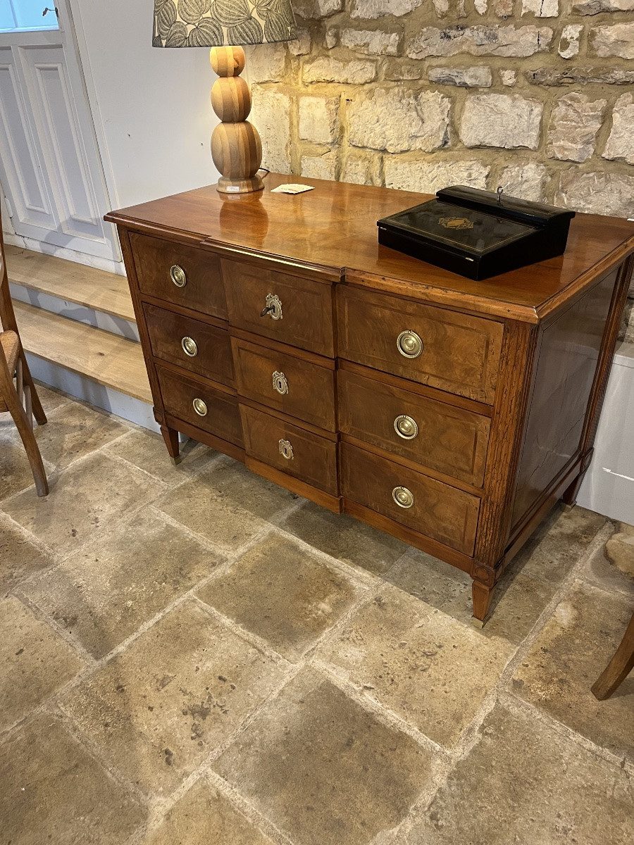 Commode époque Louis XVI à ressaut -photo-2