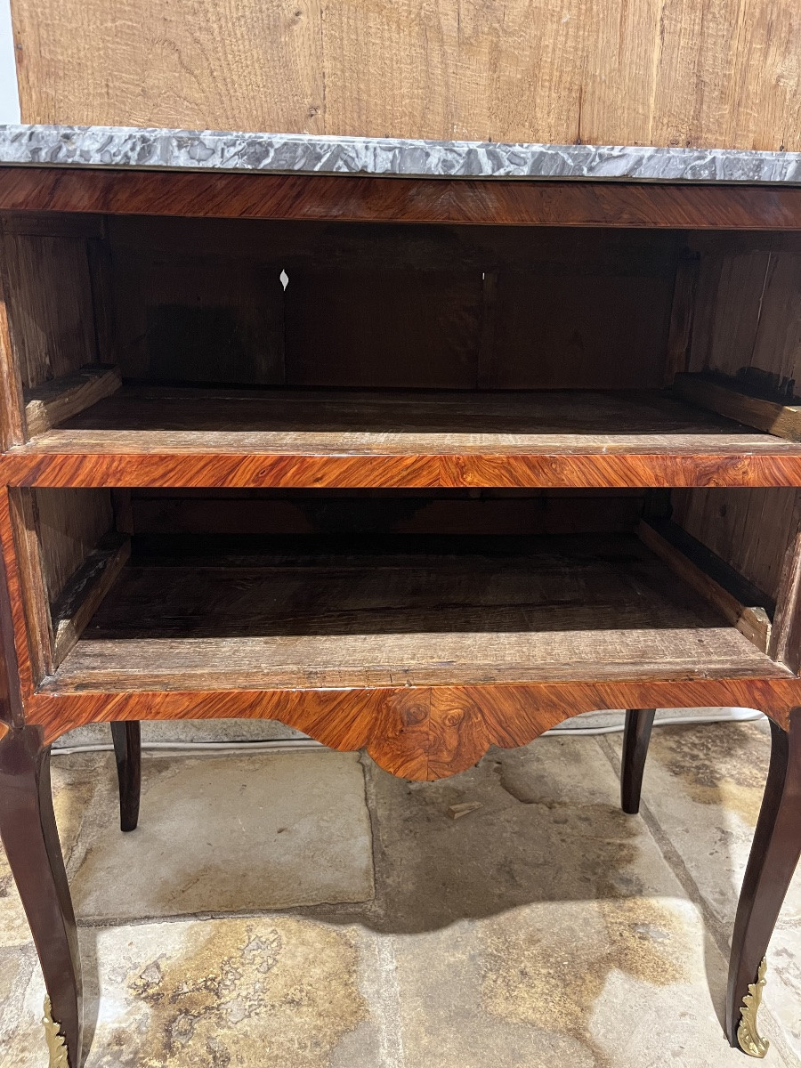 Petite commode sauteuse époque Transition estampillée Fromageau jme-photo-5