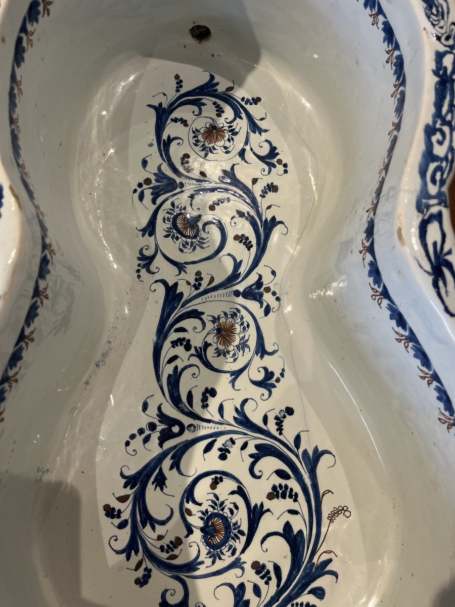 18th Century Wooden Bidet -photo-4