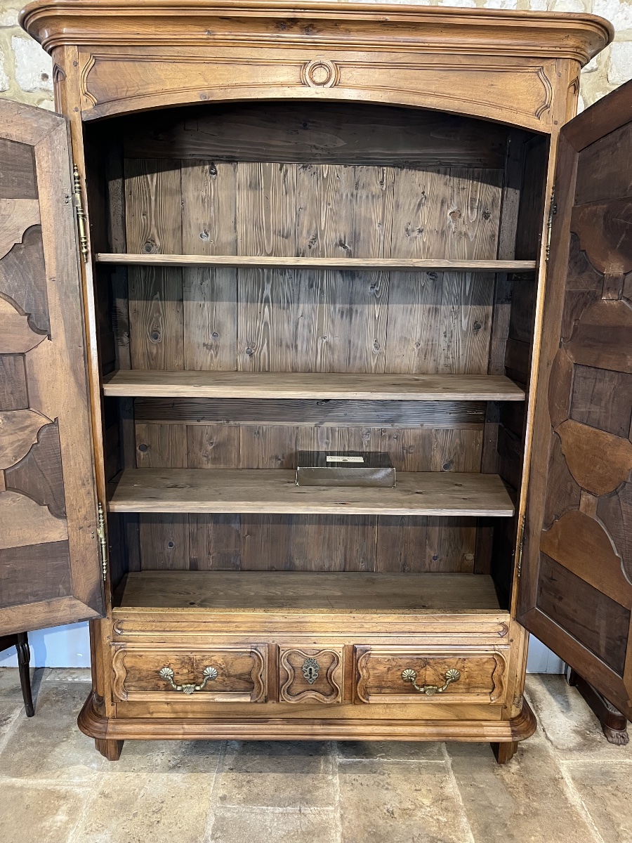 Armoire pantalonnière Louis XIV en noyer région lyonnaise -photo-4