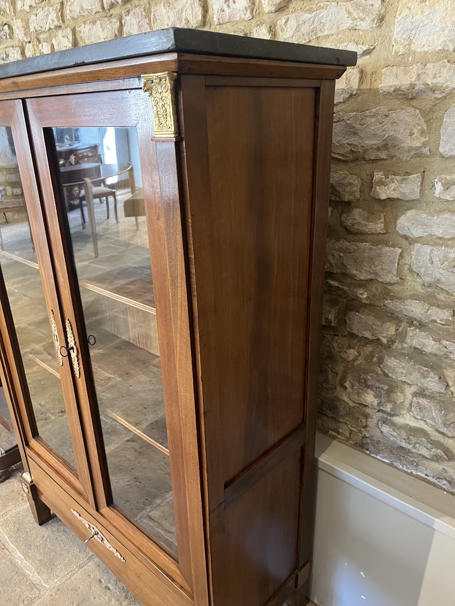 Directoire-style Display Cabinet In Walnut -photo-2