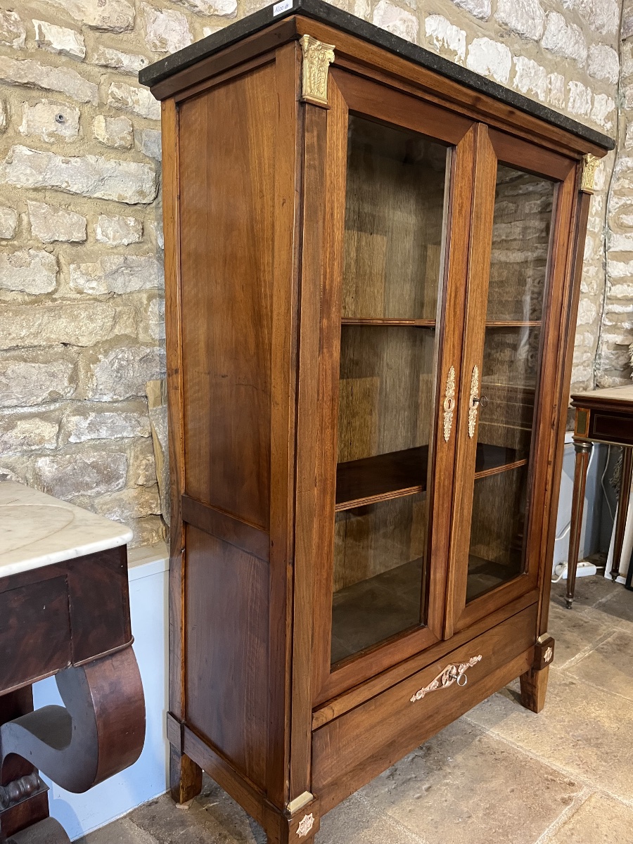 Directoire-style Display Cabinet In Walnut -photo-3