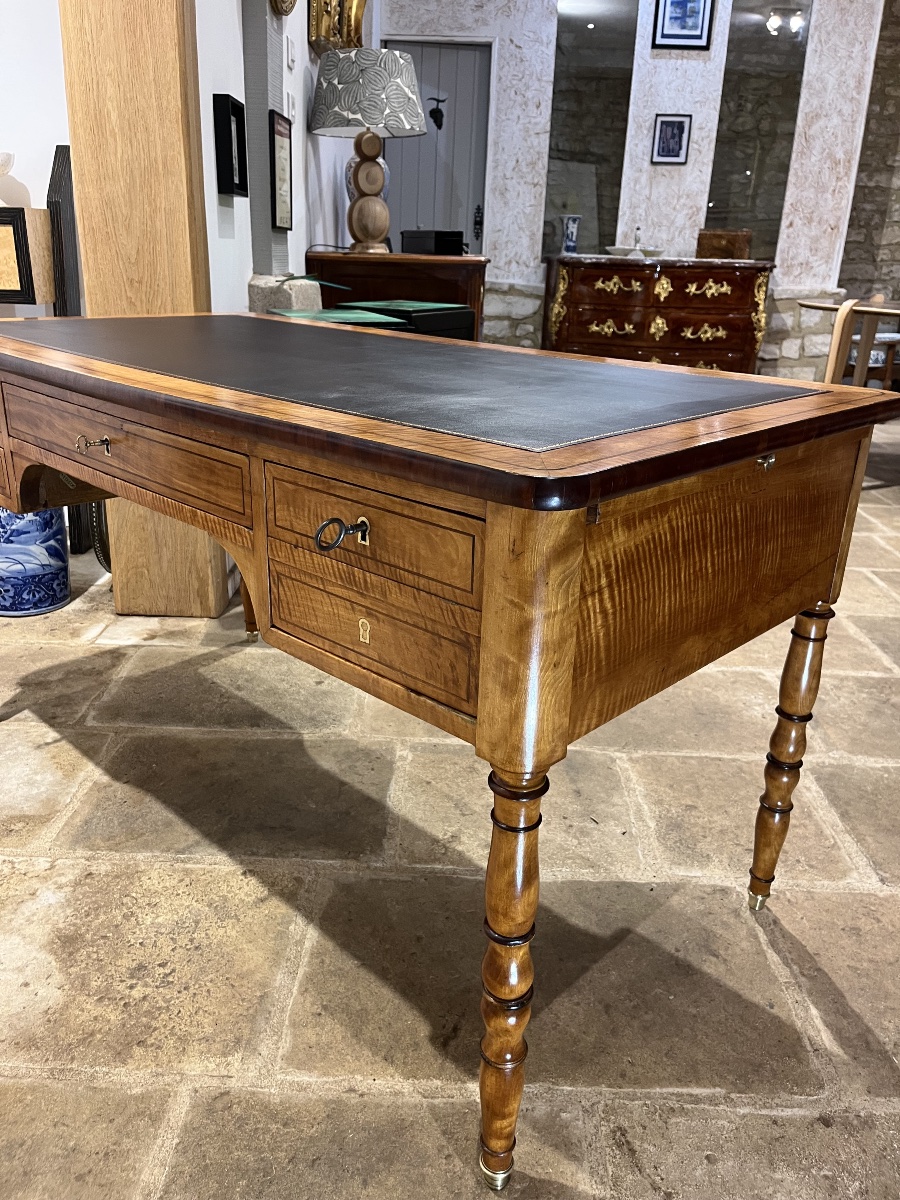 Bureau plat Charles X en citronnier -photo-3