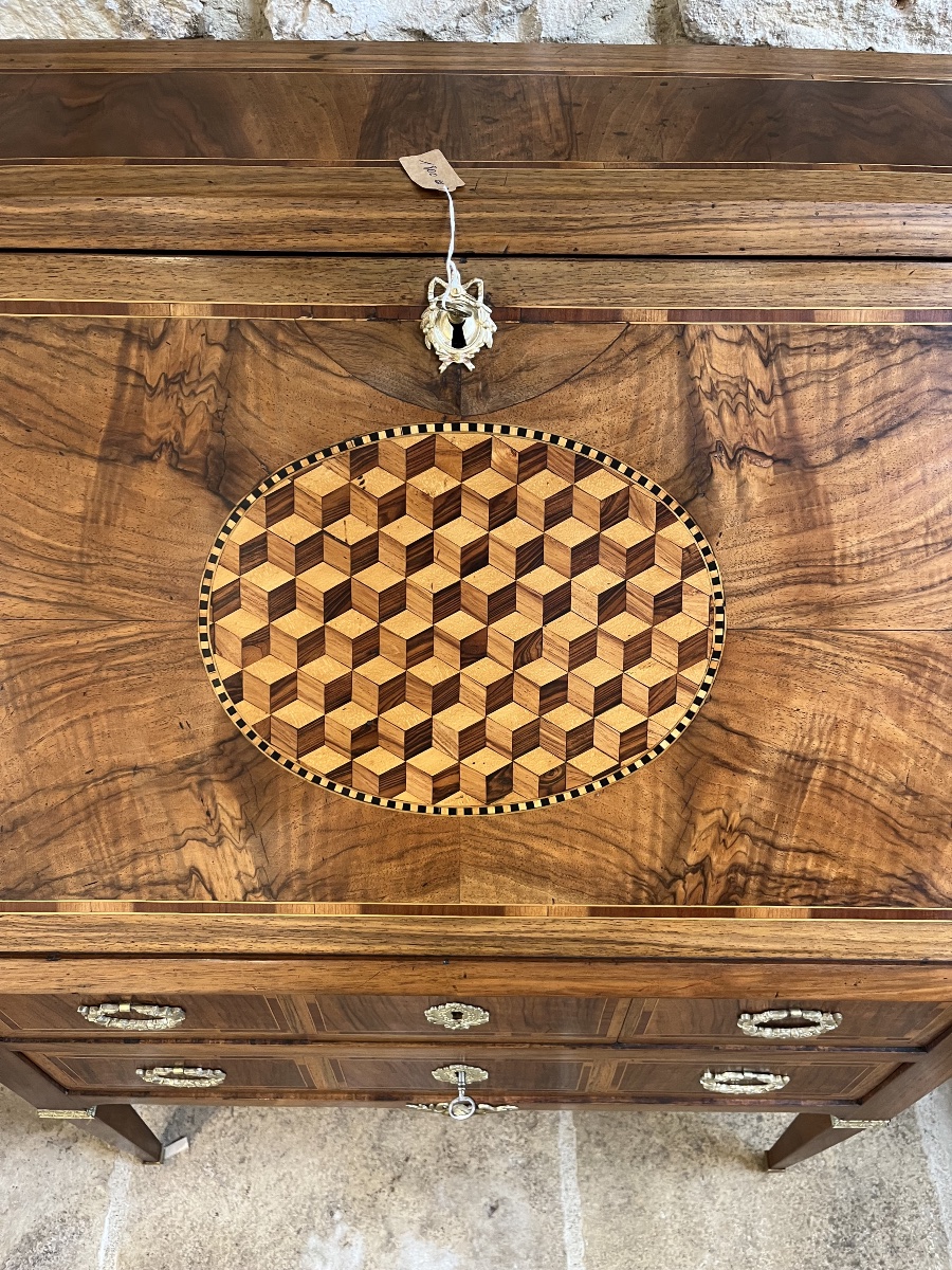 Louis XVI-style Sloped-top Walnut Desk -photo-5