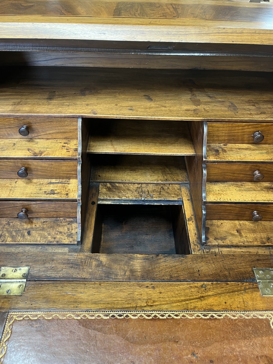 Louis XVI-style Sloped-top Walnut Desk -photo-6