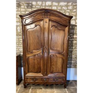 Armoire pantalonniere bourguignonne en noyer 