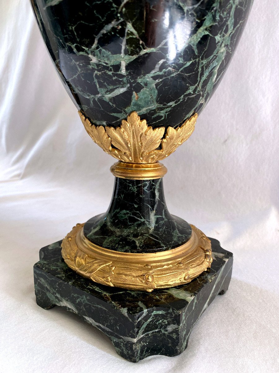 Large Pair Of Candelabra Vases In Marble And Gilt Bronze-photo-2