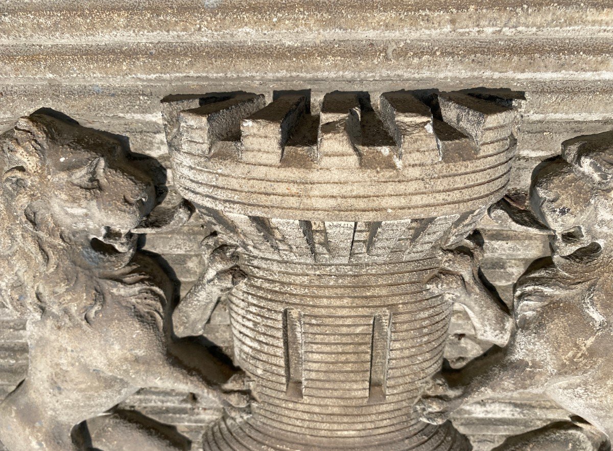 Carved Stone Castle Coat Of Arms-photo-7