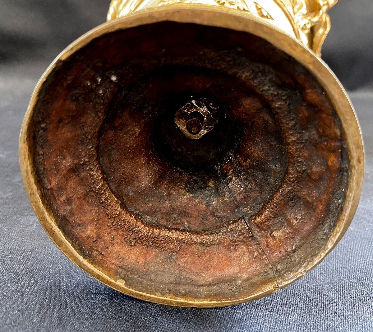 Restoration Ewer In Gilt Bronze-photo-8