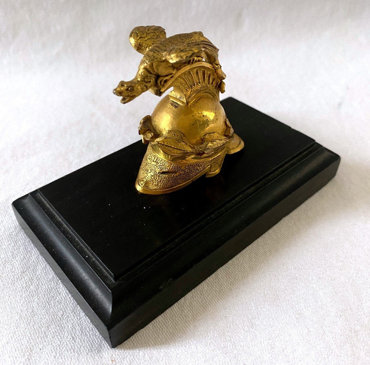 Paperweight In Gilt Bronze And Ebony-photo-2