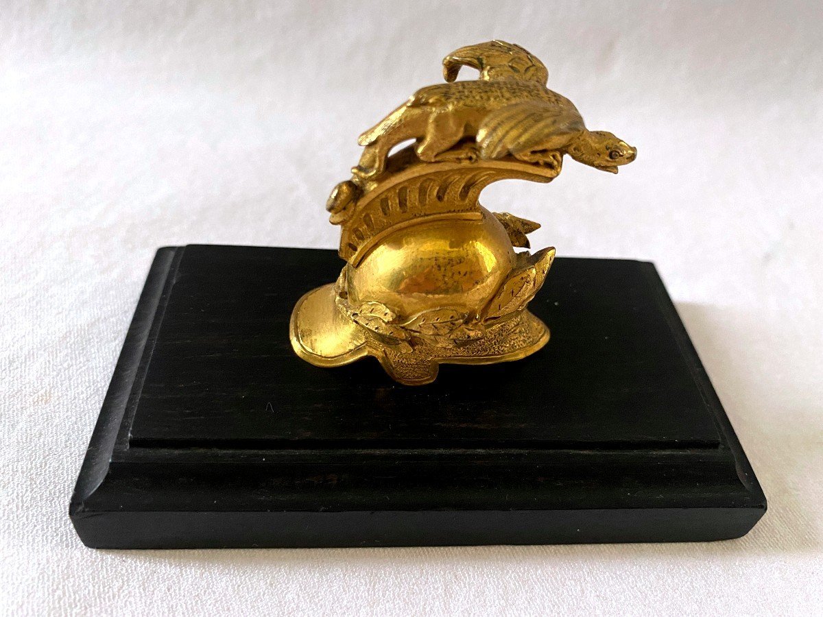Paperweight In Gilt Bronze And Ebony-photo-2