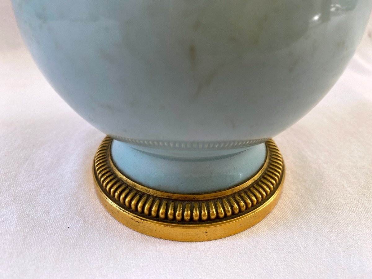Vase Chinois En Porcelaine Céladon Monté Bronze Doré-photo-2