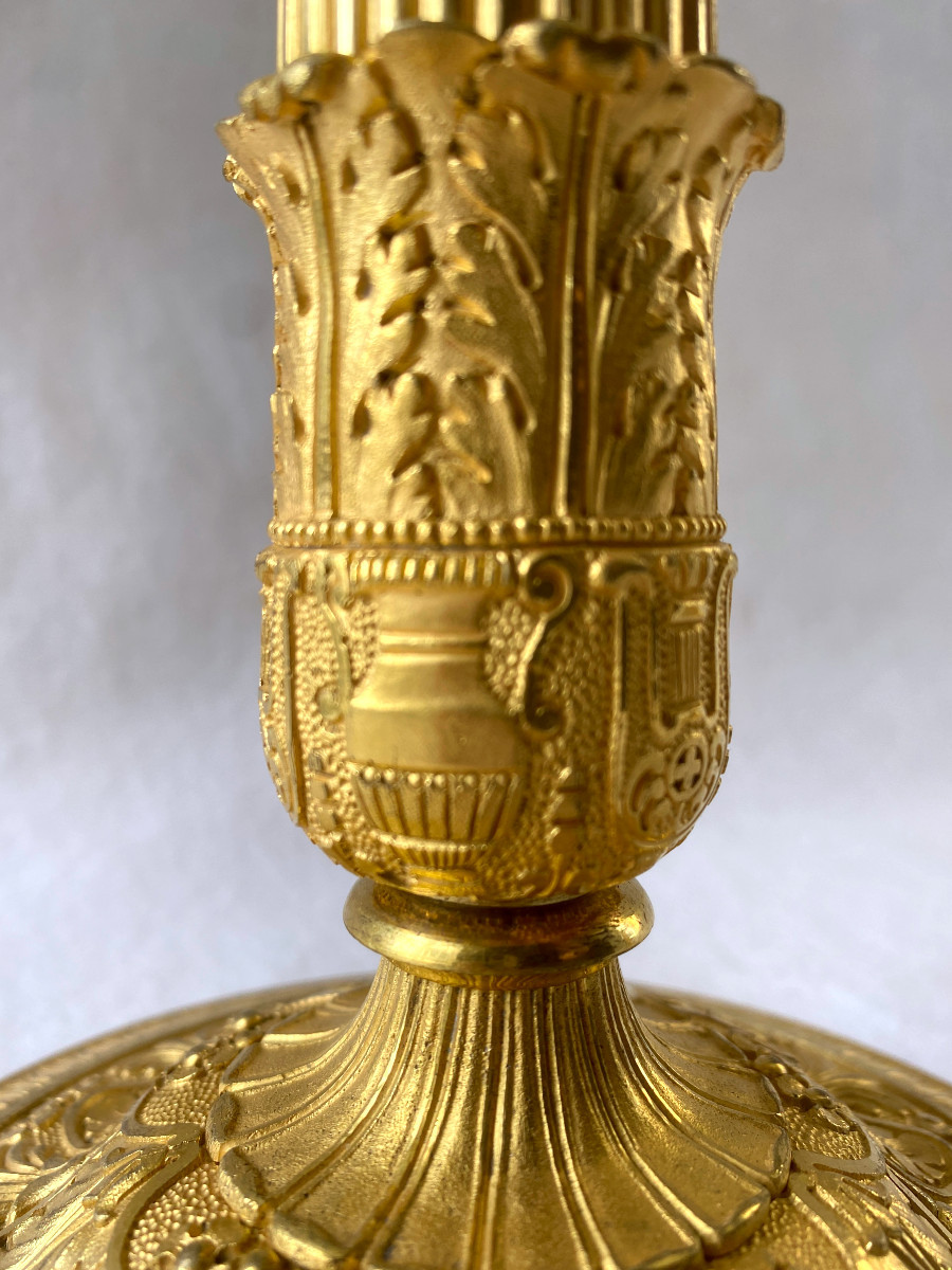 Paire De Bougeoirs Charles X En Bronze Doré-photo-1