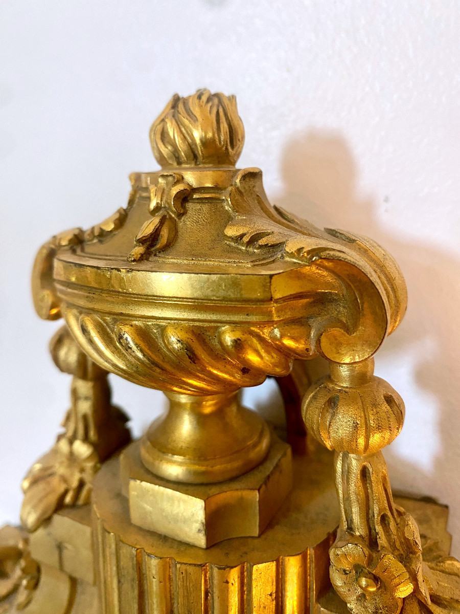 Louis XVI Period Gilt Bronze Cartel Clock-photo-5