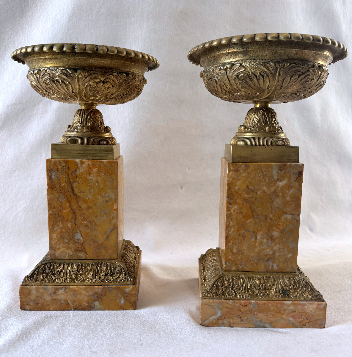 Paire de grandes coupes tazza en bronze et marbre-photo-2