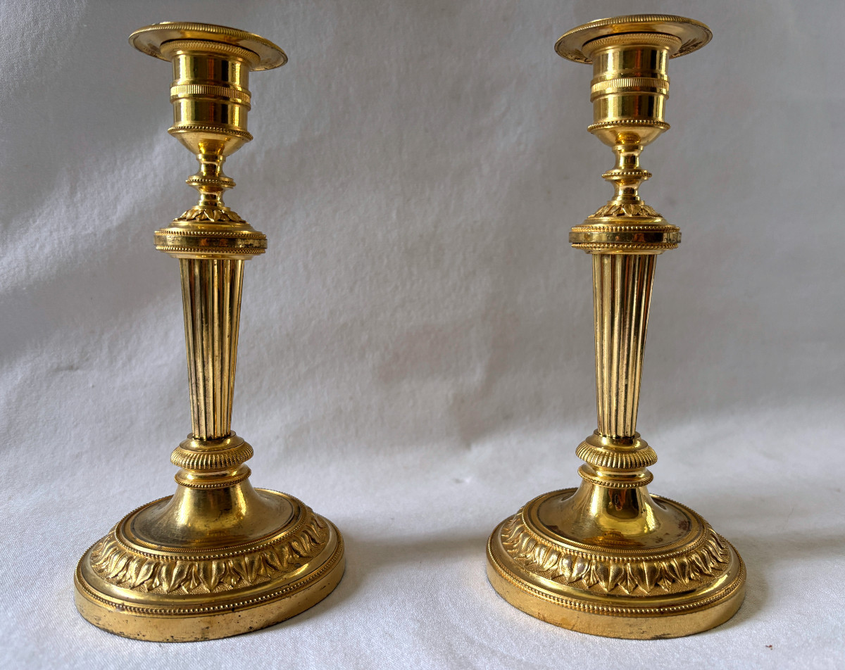 Paire de Bougeoirs d'époque Directoire en bronze doré-photo-2
