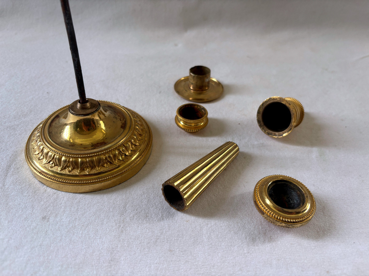 Paire de Bougeoirs d'époque Directoire en bronze doré-photo-8